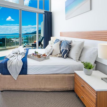 Sea Forever On Azure Seas - Airlie Beach Bagian luar foto